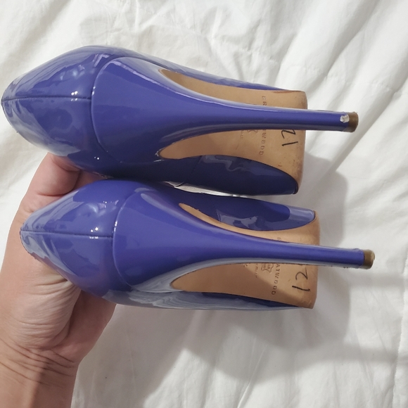 Brian Atwood Purple Pump Heels Size 5 - Picture 4 of 9